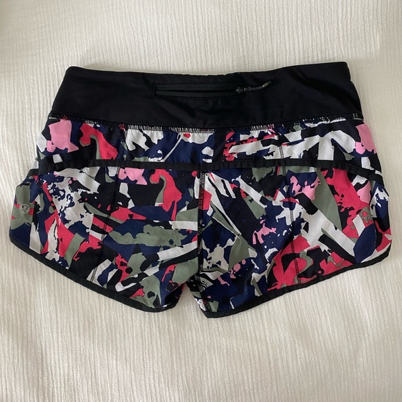 Lululemon shorts - Picture 3 of 3